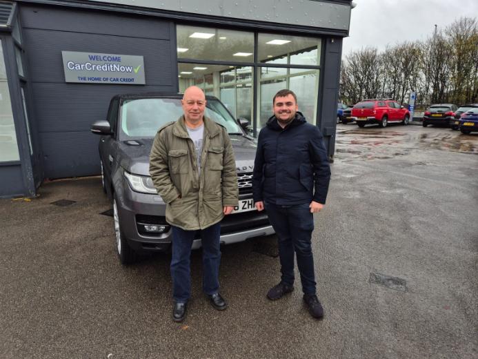 Whoop Cars customer collecting their new car 9